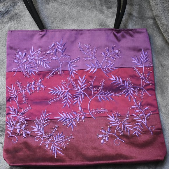 Iridescent Embroidered and Beaded Zipper Top Purse - Picture 2 of 16